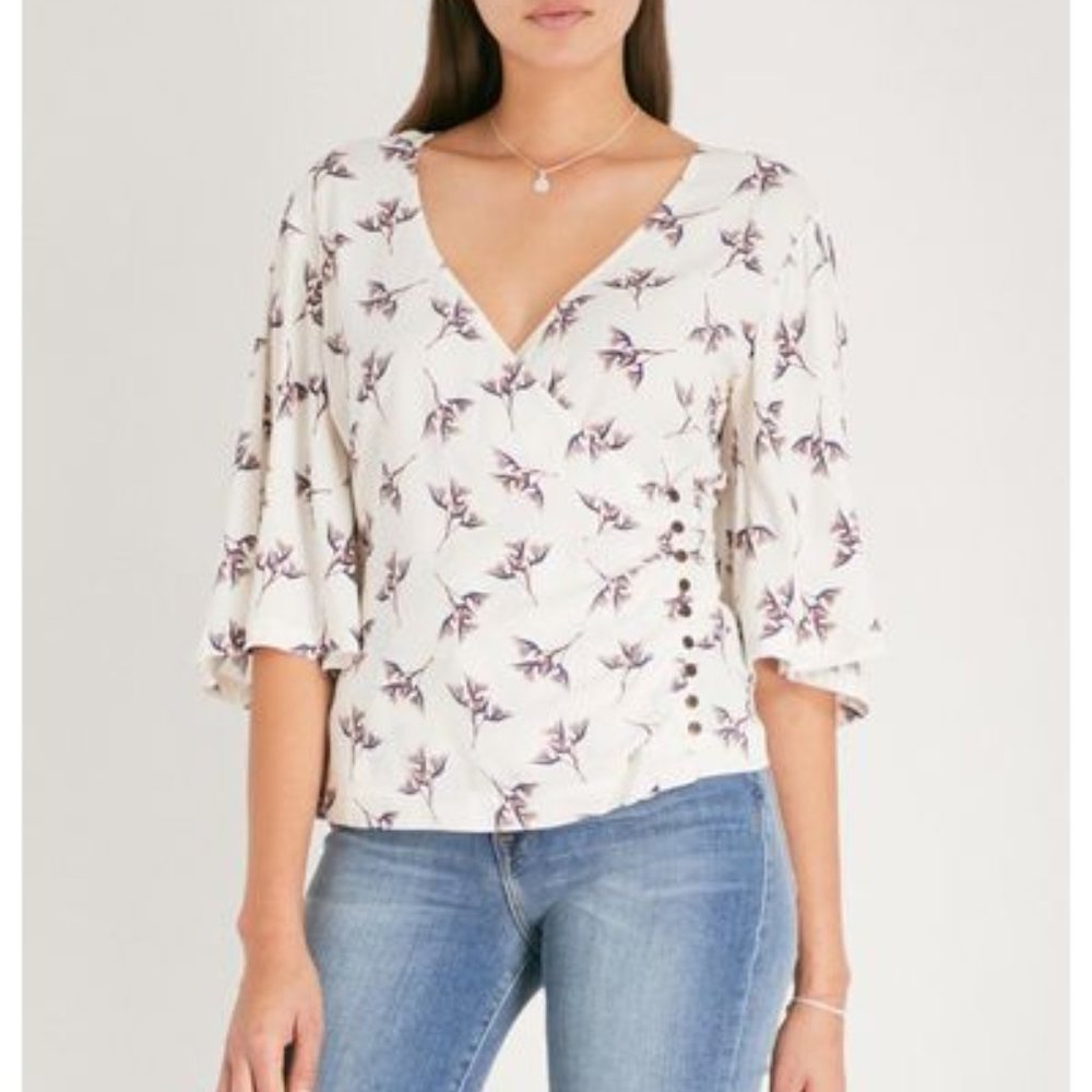 NWT BA&SH Ferdy Side Button Floral Crepe Blouse 3 L Ecru Flutter Sleeve V-Neck